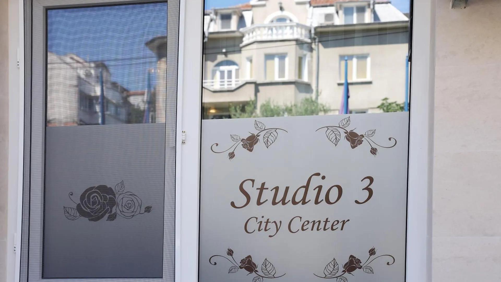 Deluxe 3 Studio City Center Burgas 0*,  Bulgaria