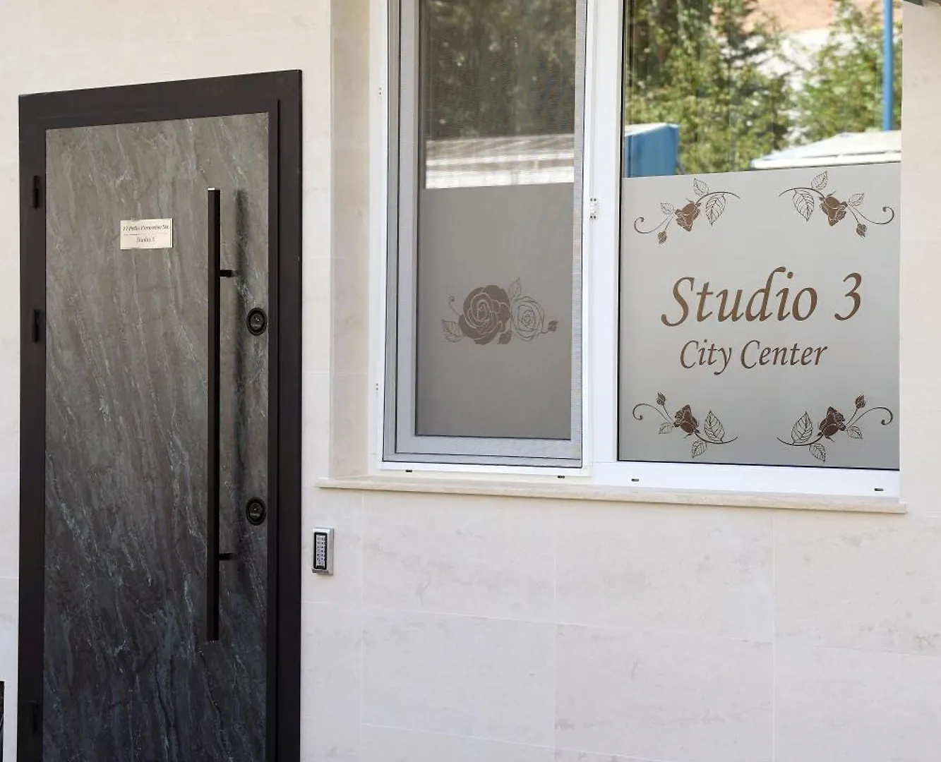Deluxe 3 Studio City Center Burgas