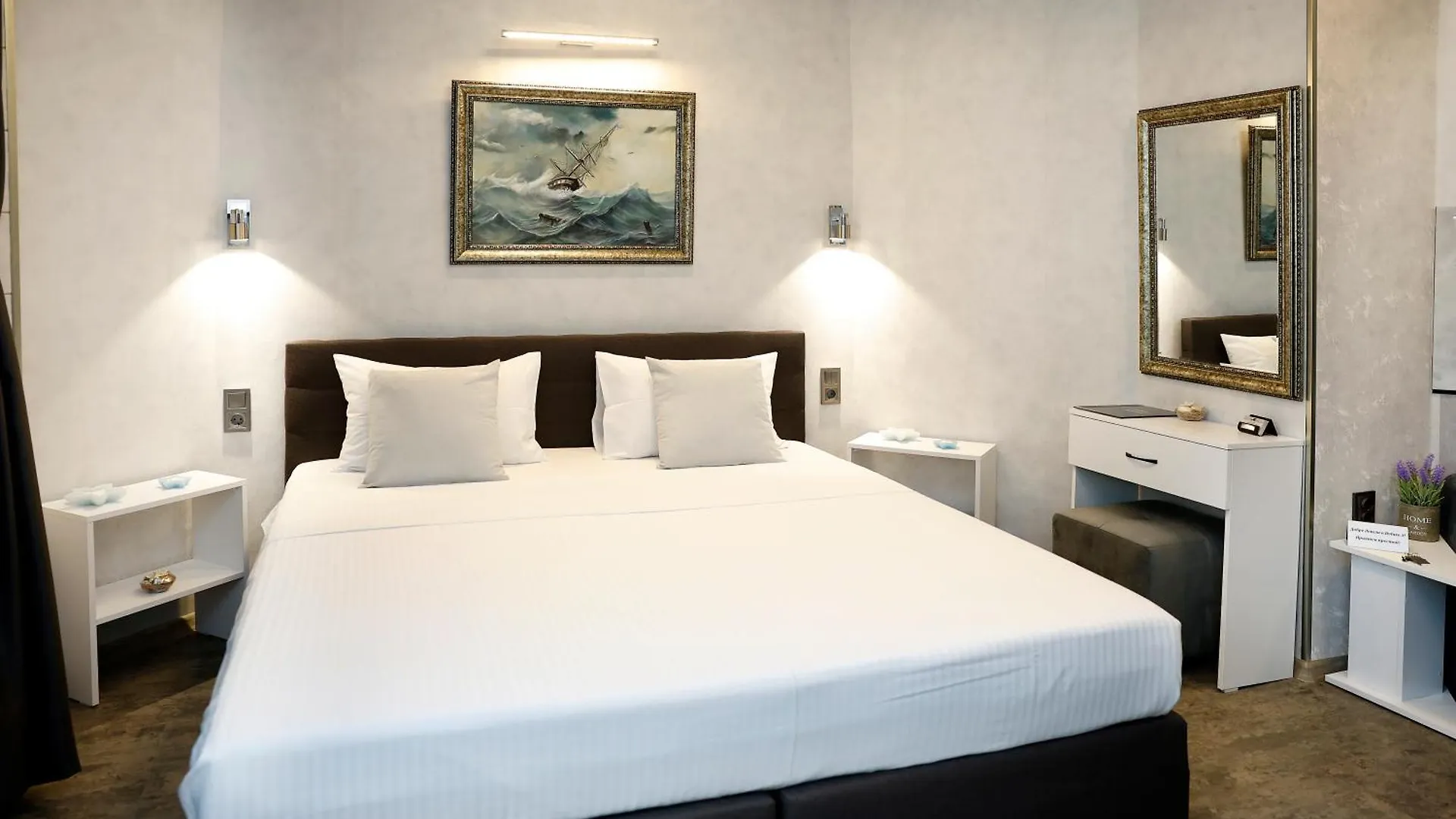Deluxe 3 Studio City Center Burgas 0*,  Bulgaria